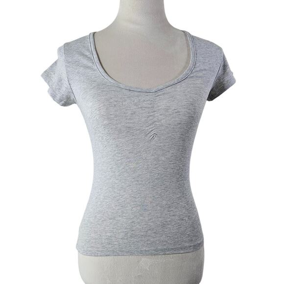WeWoreWhat Gray Ribbed Scoop Neck Tee - Size Small - Picture 1 of 5
